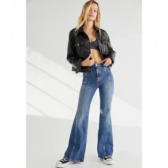 NWT Free People Florence Flare Jeans High Rise Stretch Dark Wash Indigo Blue 31 - Picture 1 of 9